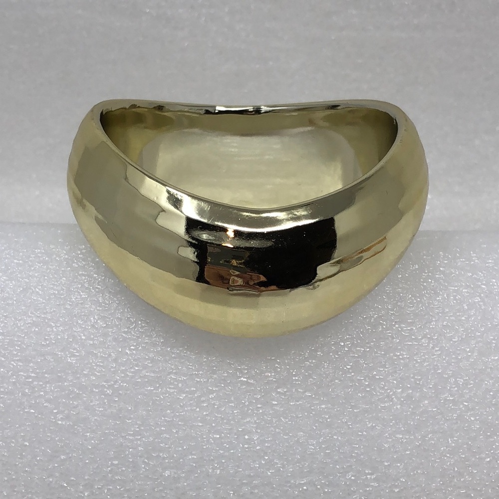 Vintage Lucite Bangles Set Of Two Faceted Wavy - Picture 2 of 13